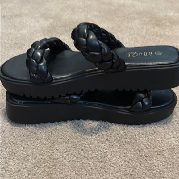 Rouge Black Braided Sandals - Picture 7 of 7